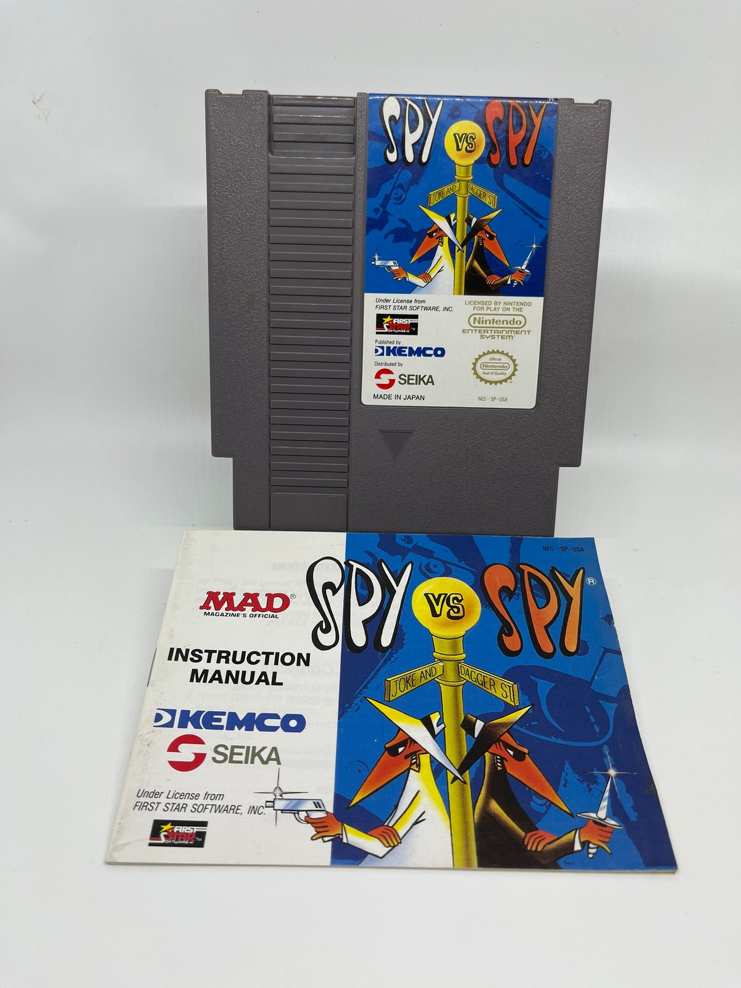 Spy vs Spy  W/ Manual